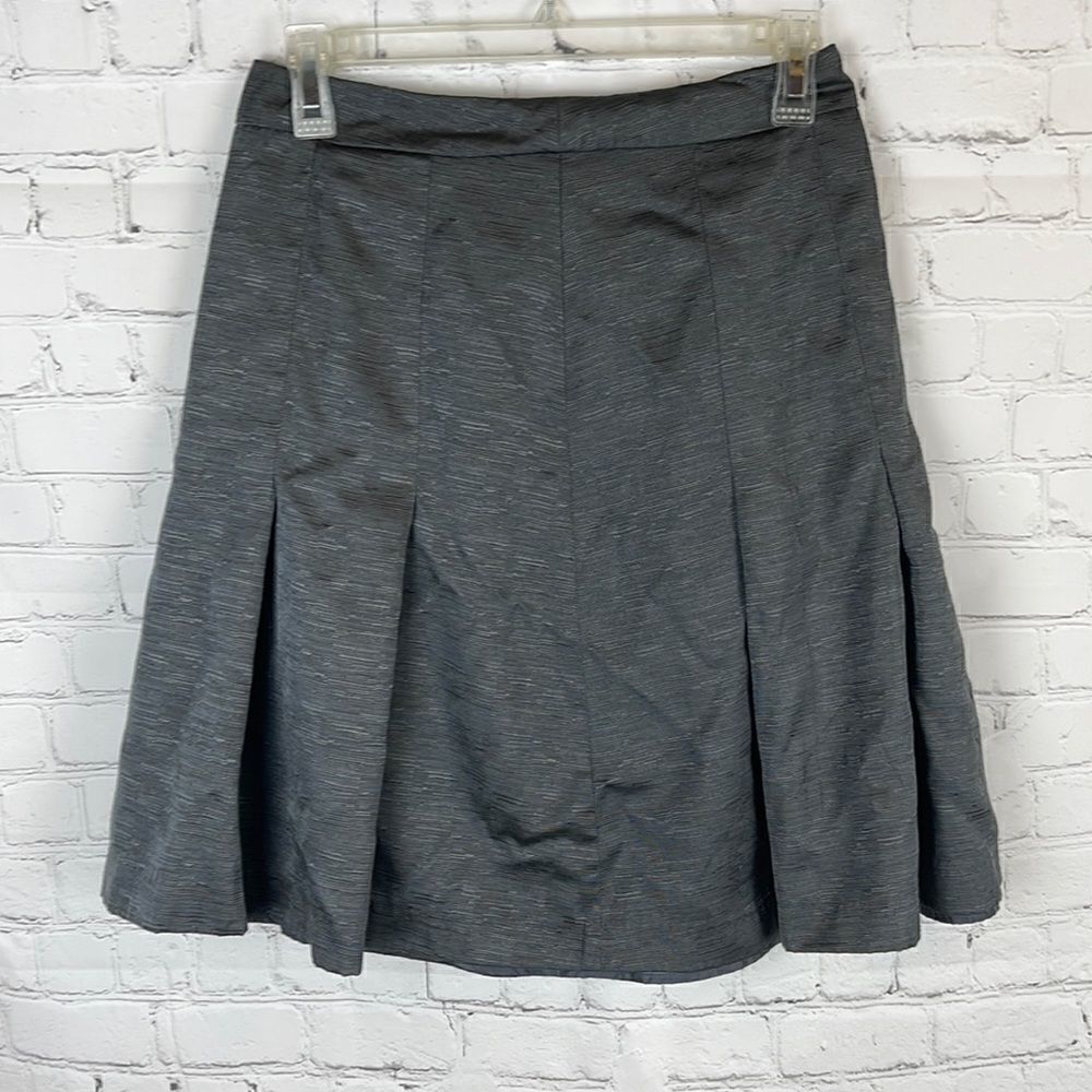 H&M Pleated Lined Gray Skirt